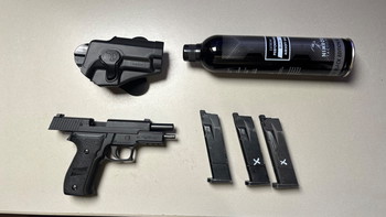 Image 3 for Starter kit/bulk verkoop. Cybergun colt M4 + Sig Sauer p226