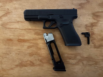 Afbeelding 3 van Glock 17 Gen5 MOS Co2 2,0 Joule