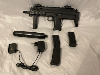 Imagen 4 de Umarex Heckler & Koch MP7A1 0,5 Joule full metal body