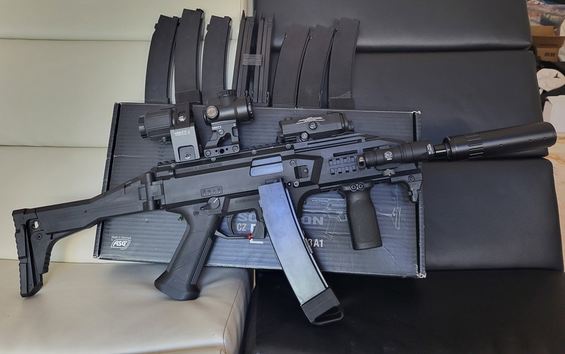 Image 1 pour Scorpion evo Custom