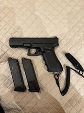 Bild für Tokyo marui glock 17 gen 4 with modifications.