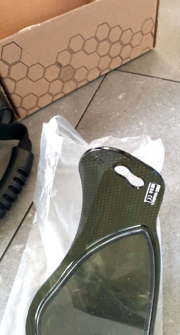 Bild 4 für WARQ HELM Black Raptor Edition