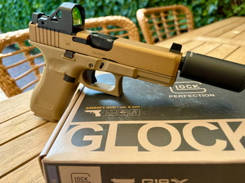 Image 2 pour Glock 19X MOS CO₂  en Tracer Unit G&G MF106T