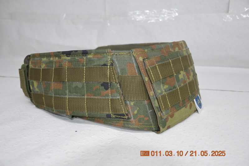 Bild 1 für Tactical body protection systems, plate carrier vest, camouflage pattern, handmade, made in Germany