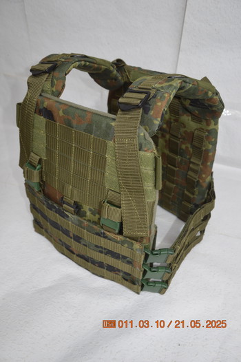 Bild 2 für Tactical body protection systems, plate carrier vest, camouflage pattern, handmade, made in Germany