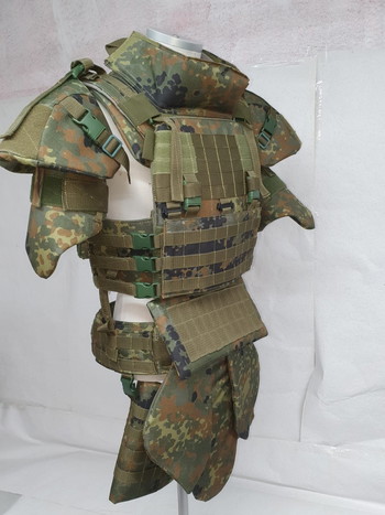 Bild 3 für Tactical body protection systems, plate carrier vest, camouflage pattern, handmade, made in Germany