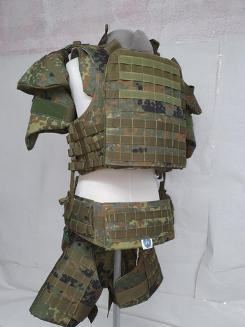 Bild 4 für Tactical body protection systems, plate carrier vest, camouflage pattern, handmade, made in Germany