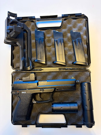 Bild 5 für Novritsch ssx23 incl red dot, demper, holster en extra magazijnen