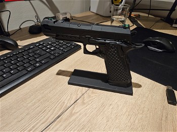 Afbeelding 2 van Pistol stand , Rifle stand 3D print service