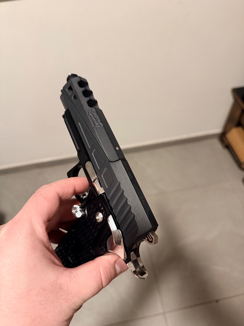 Afbeelding 1 van Fully custom hi capa