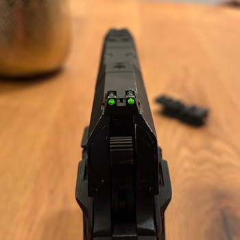 Bild 3 für Novritsch SSP5.1 F-mark + 3 magazijnen + optic rail adapter