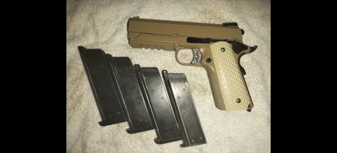 Image pour G.S.G 1911 Tactical tan Full Metal 4 mags