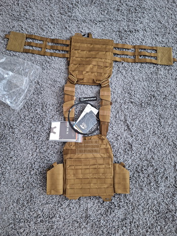 Bild 4 für Nieuwe Tasmanian Tiger TT PLATE CARRIER MKIV coyote brown