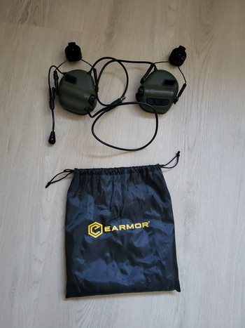 Bild 2 für Earmor M32H + Baofeng porto + 2x PTT + Throat mic