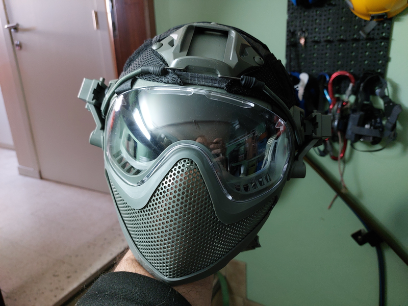 Imagen 1 de Tactical helm + masker + cover