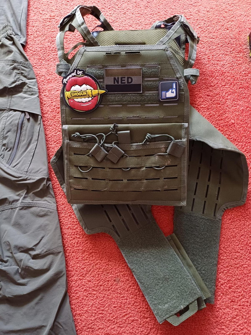 Imagen 1 de Complete set Shirt, broek, masker, plate-carrier
