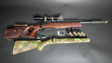 Afbeelding van TM VSR-10 with Mancraft and Maple Leaf parts