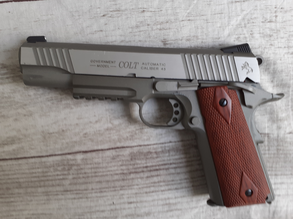 Image pour Colt 1911 Railgun