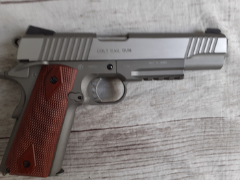 Afbeelding 2 van Colt 1911 Railgun