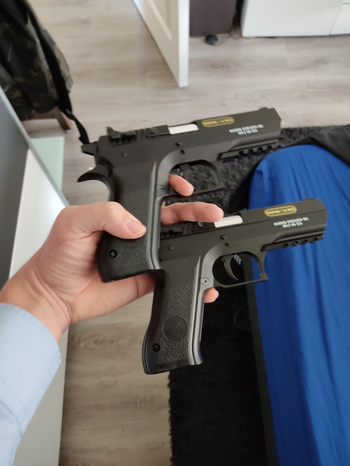 Image 3 pour Cybergun Baby Desert Eagle CO2 NBB x2