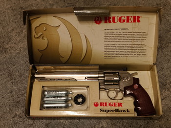 Afbeelding 2 van Ruger Superhawk 8