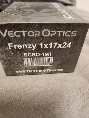 Afbeelding 2 van Vector optics frenzy dot