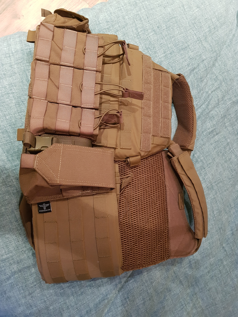 Image 1 for DCS DA 5,56 plate carrier tan