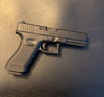 Bild 2 für Glock 17 gen 4 met Extended mag en twee mags inclusief holster