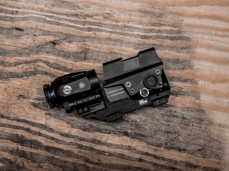 Afbeelding 1 van Romeo8T + Magnifier & Riser