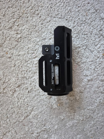 Image 2 for MP5 M-Lok handguard