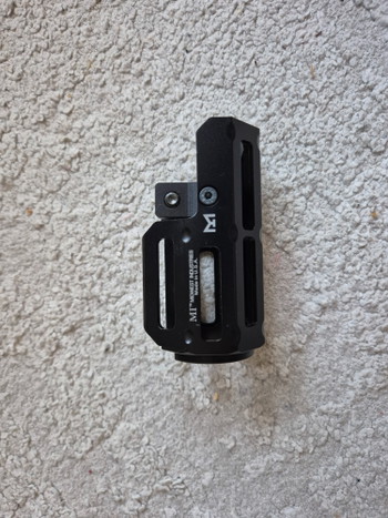 Image 3 for MP5 M-Lok handguard