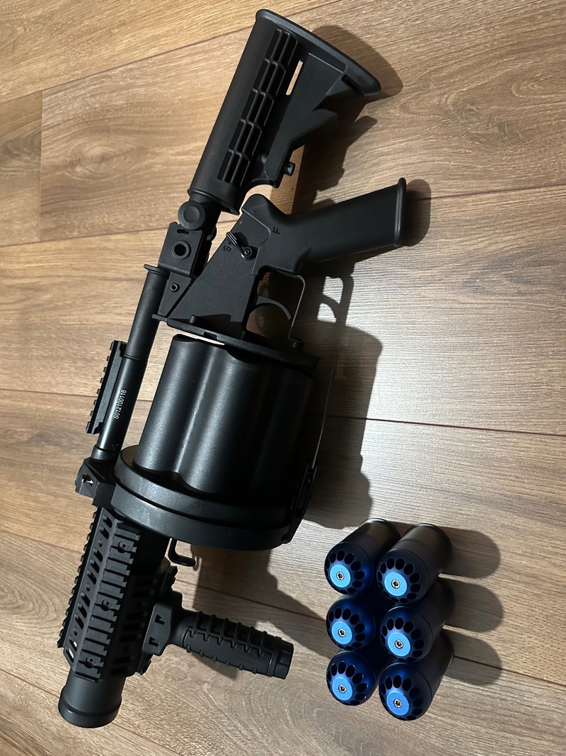 Image 1 for ICS MGL + 6 granaten