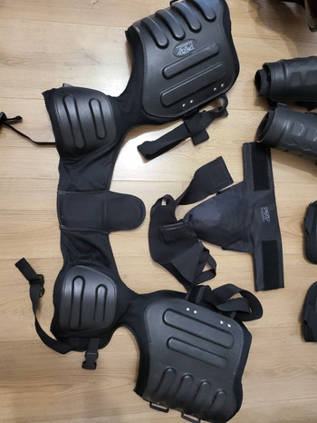 Image 3 for Volledige set riot gear incl helm!