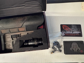 Image 3 for Wolverine Wraith X stock MTW