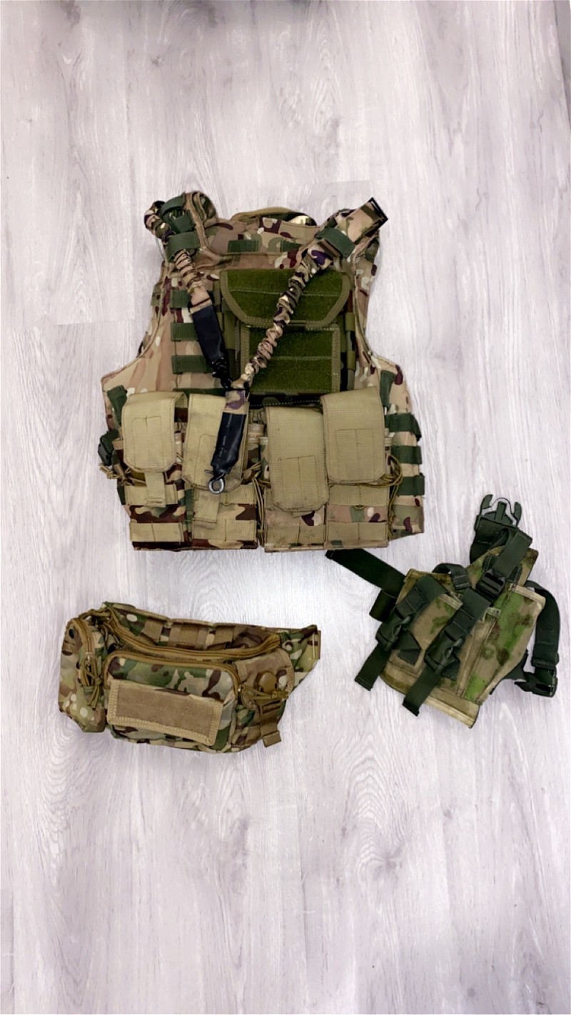 Image 1 for Chest plate inc all pouches , heup tas , pistol pouch