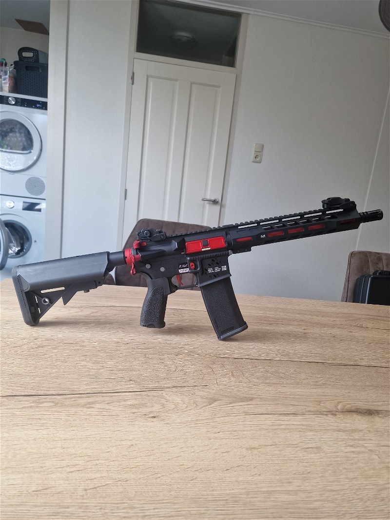 Image 1 pour Specna Arms SA-E39 EDGE Carbine - Red Edition