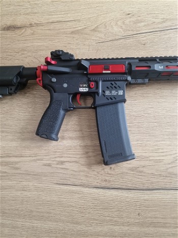 Image 4 pour Specna Arms SA-E39 EDGE Carbine - Red Edition