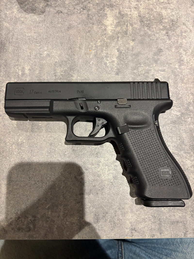Afbeelding 1 van Glock 17 Gen 4 Airsoftpistool