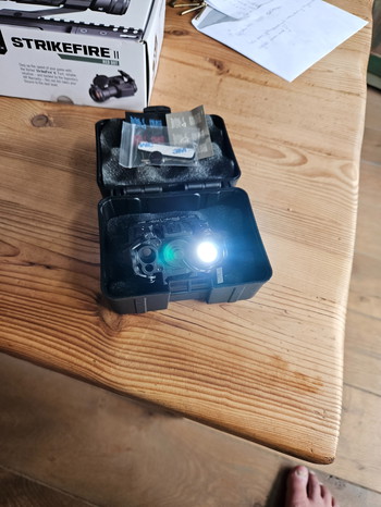 Image 6 pour Strikefire ll peqbox  compact scope