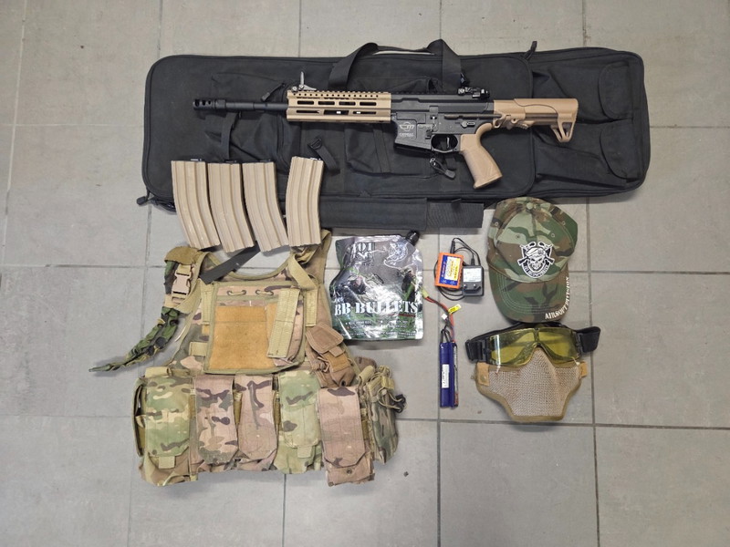 Afbeelding 1 van G&G CM16 Raider Combat Machine AEG Complete Starter Set