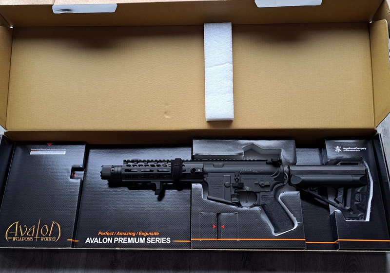 Imagen 1 de VFC Avalon met Gate en maple leaf