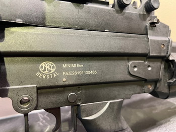 Afbeelding 2 van Cybergun FN minimi M249 para met Red dot en grip