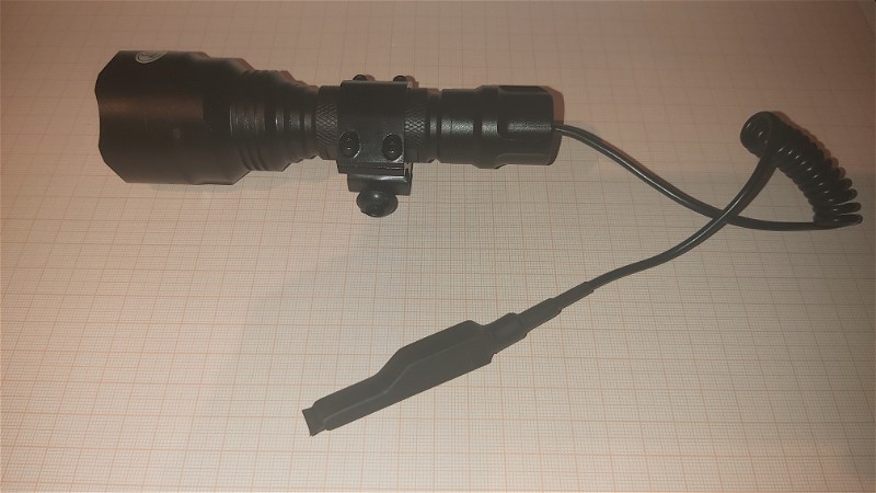 Image 1 pour Flashlight met 5 modes en L2 led
