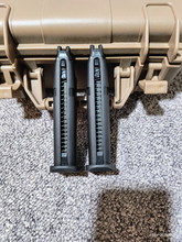 Image for 2 glock g17 magazijnen.