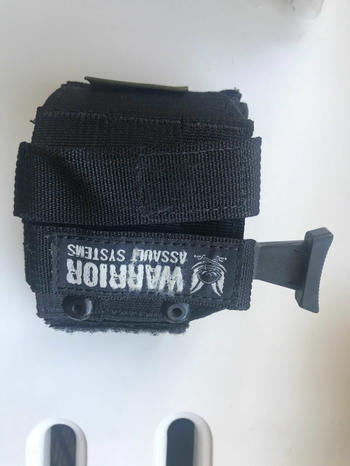 Bild 2 für Warrior Universal Pistol Holster - Zwart