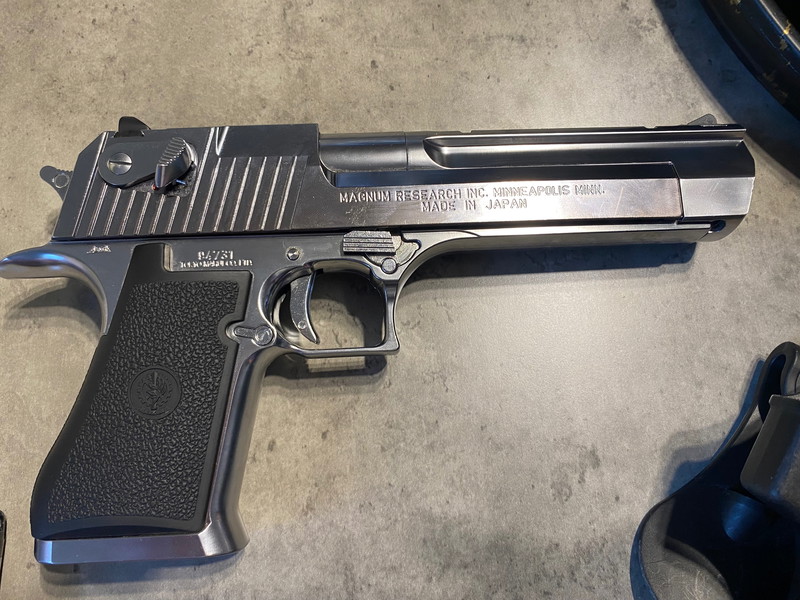 Bild 1 für Dessert eagle +holster