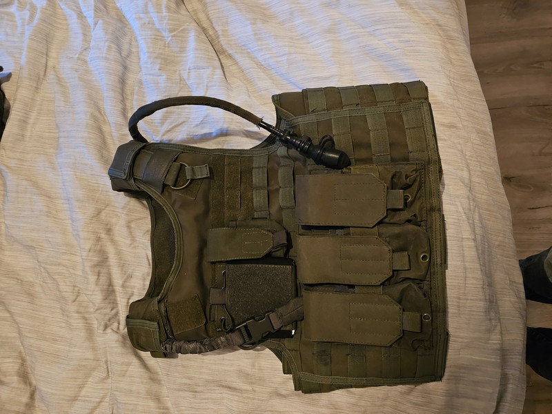 Afbeelding 1 van Plate carrier met battle belt