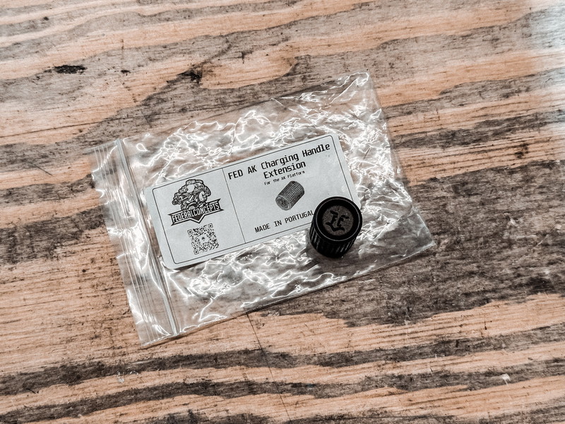 Afbeelding 1 van Federal Concepts Charging Handle Extension