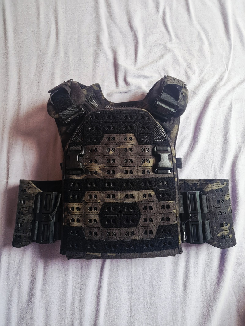 Afbeelding 1 van Novritsch Multicam Black like new Plate carrier