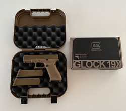 Image for Umarex Glock 19x met 2 magazijnen